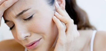 Uśmiechnięta kobieta - Mellow Zen pomógł zapomnieć o bólu ucha